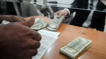 استقرار مفاجئ.. سعر الدولار أمام الجنيه داخل البنوك المصرية بتعاملات السبت الأخير من 2025